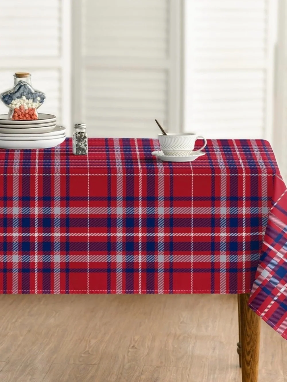 Red Plaid Cotton Tablecloth - Classic Holiday Dining